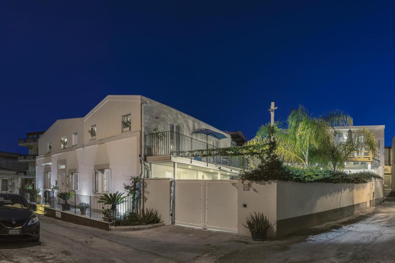Casa Vacanze Oceano mare Pozzallo Exterior foto